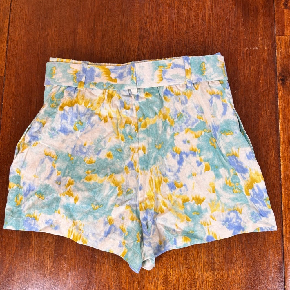 Christian Lacroix woman’s summer linen shorts size medium - Picture 8 of 9
